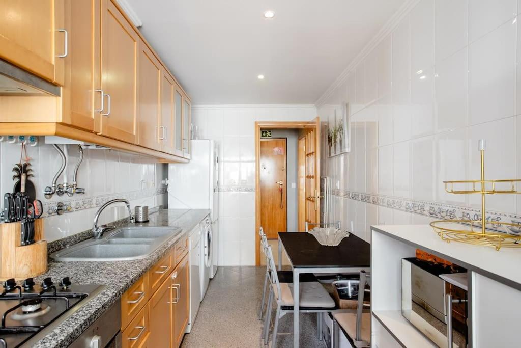 Apartamento Em Lisboa, Perto De Sintra Fontainhas  Bagian luar foto